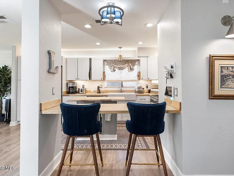 4304 E Milton Dr — Photo 8