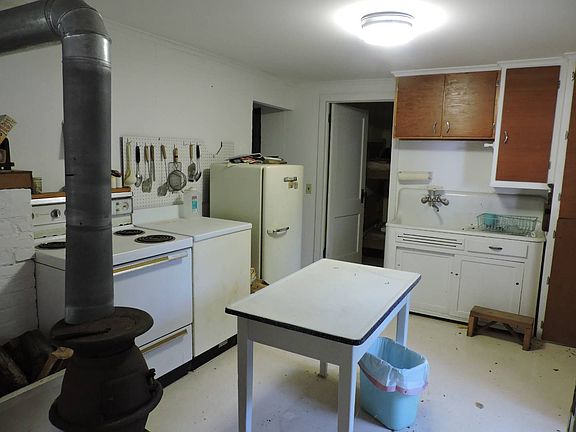 5th image of 93280 Gravel Lake Dr