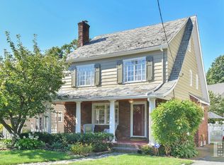 104 Parkview Dr, Bloomfield, NJ 07003