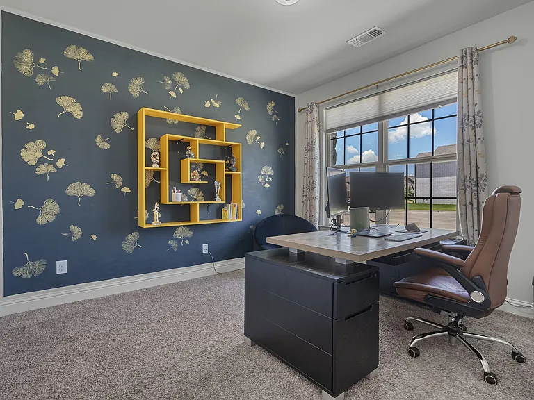 913 Gingham St — Photo 31