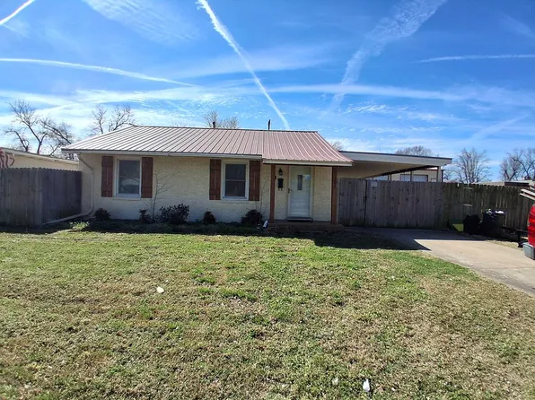 302 Park St, Pryor, OK 74361