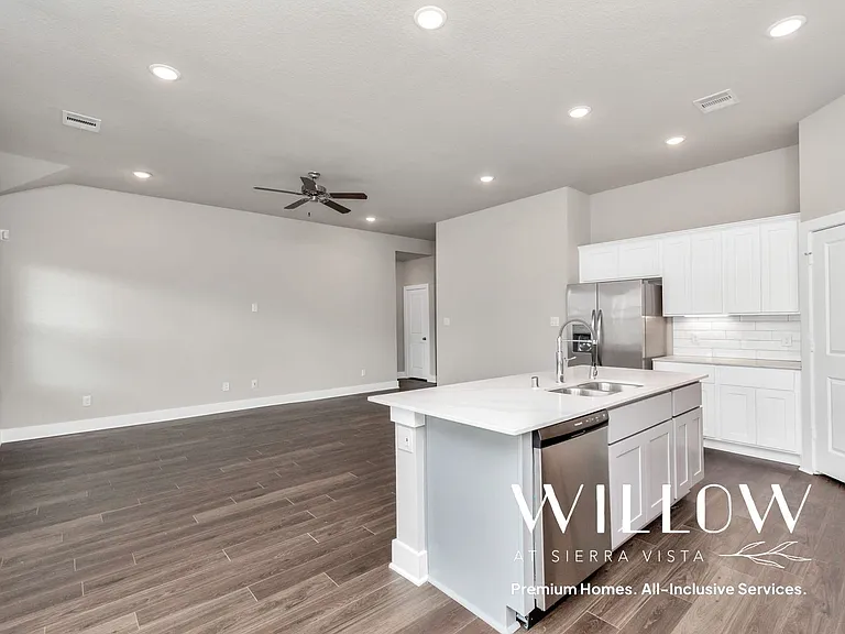 1218 Scarlet Creek Dr — Photo 21