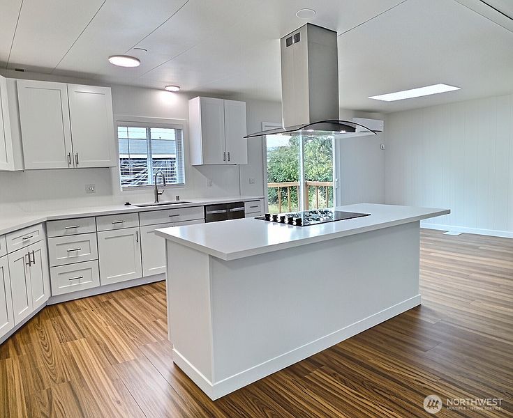4th image of 15401 Washington Avenue SW #3