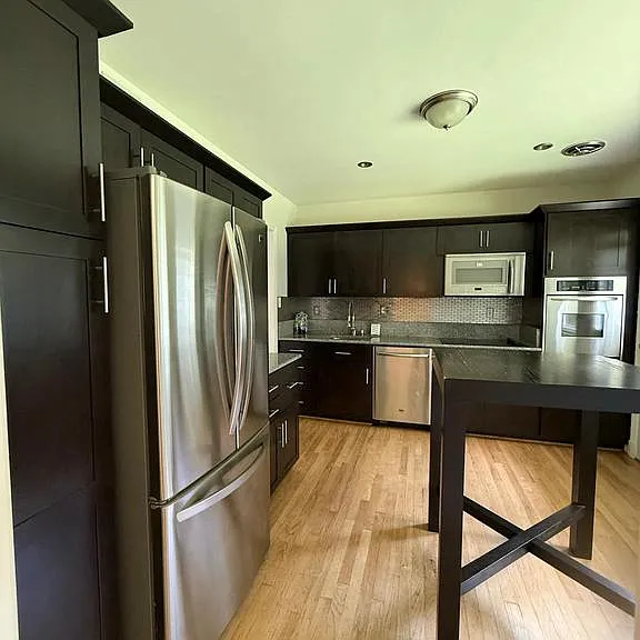 9209 E Parkhill Dr — Photo 2