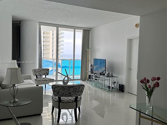 3rd image of 16485 Collins Ave Penthouse 35