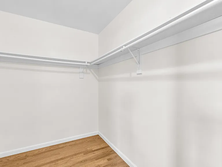 15-17 Wharton St #3 — Photo 14