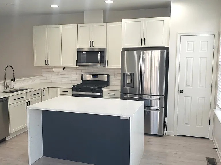 3659 Green St — Photo 10
