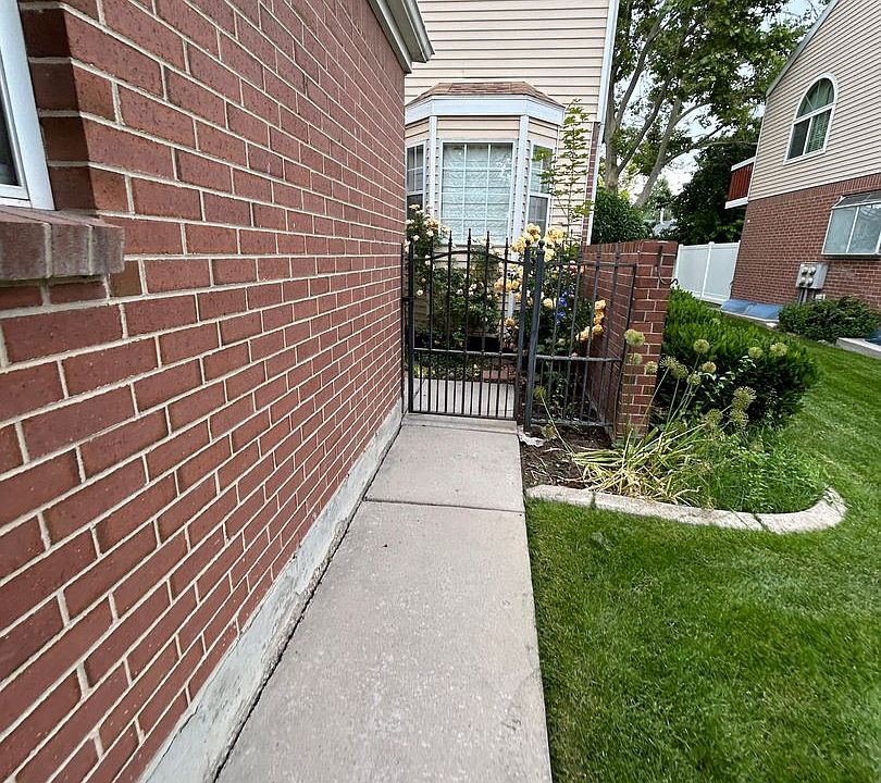 1st image of 2668 W Scarsdale Ct