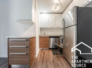 935 W Carmen Ave #5E, Chicago, IL 60640