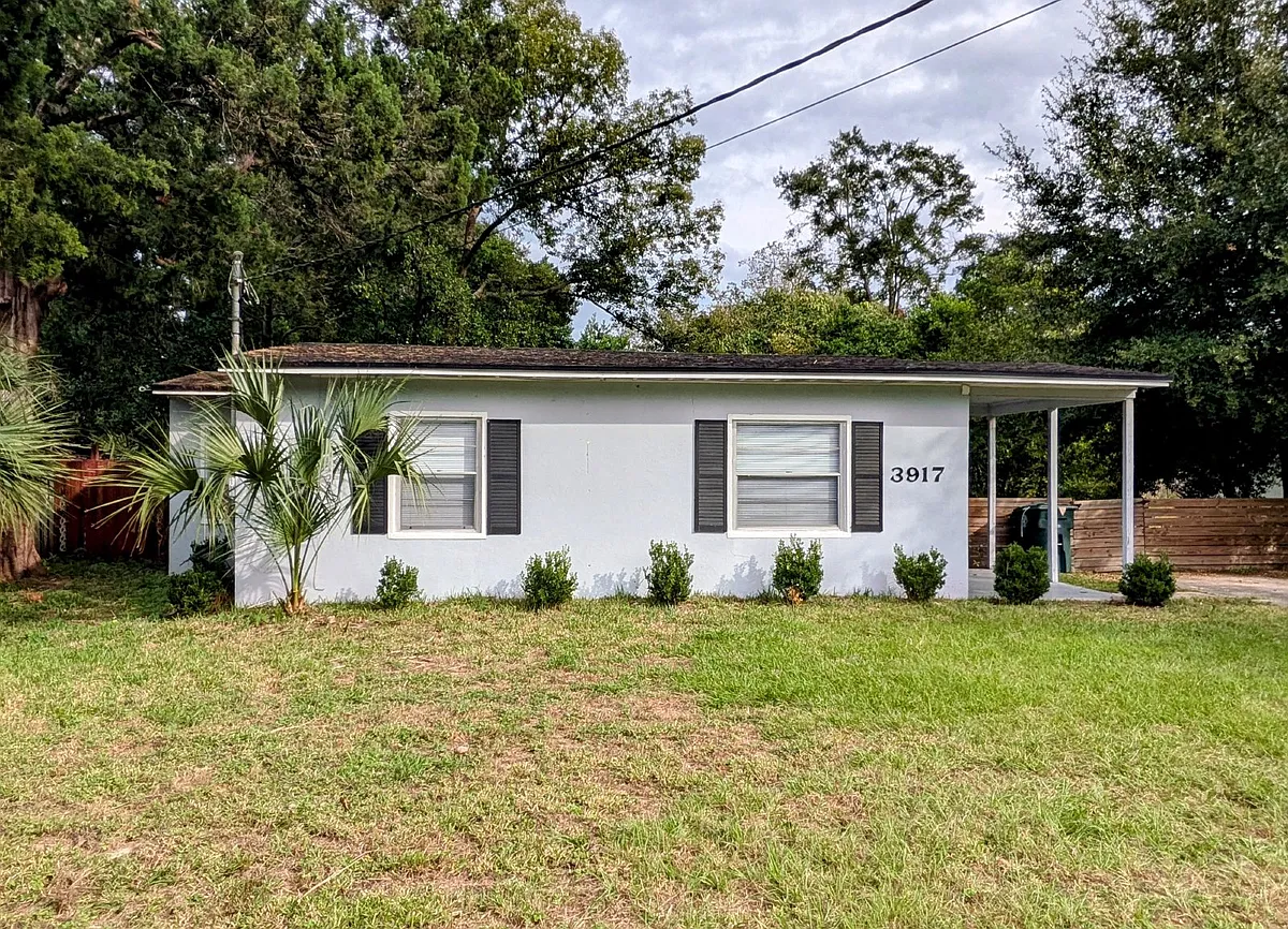 Building Photo - 3917 Peach Dr