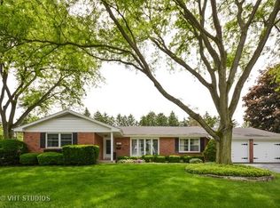 1711 Allen Ln, St Charles, IL 60174