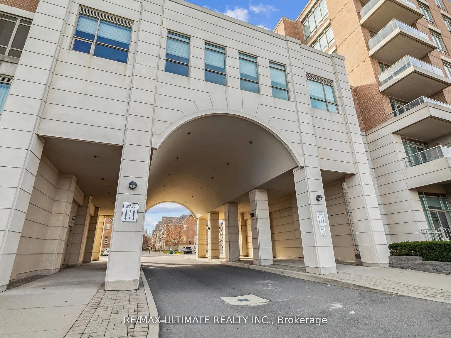 1 bed, $2,200 — Photo 4