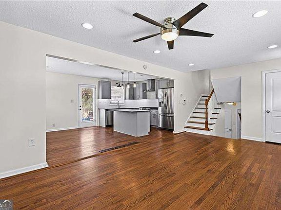 3rd image of 2497 Whites Mill Ln
