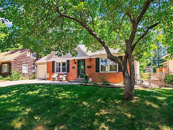 2nd image of 5239 Clark Dr