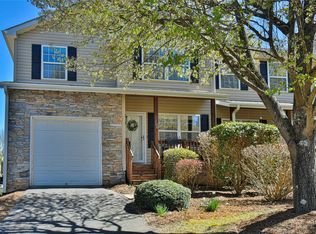 206 Pembrook Rd, Swannanoa, NC 28778