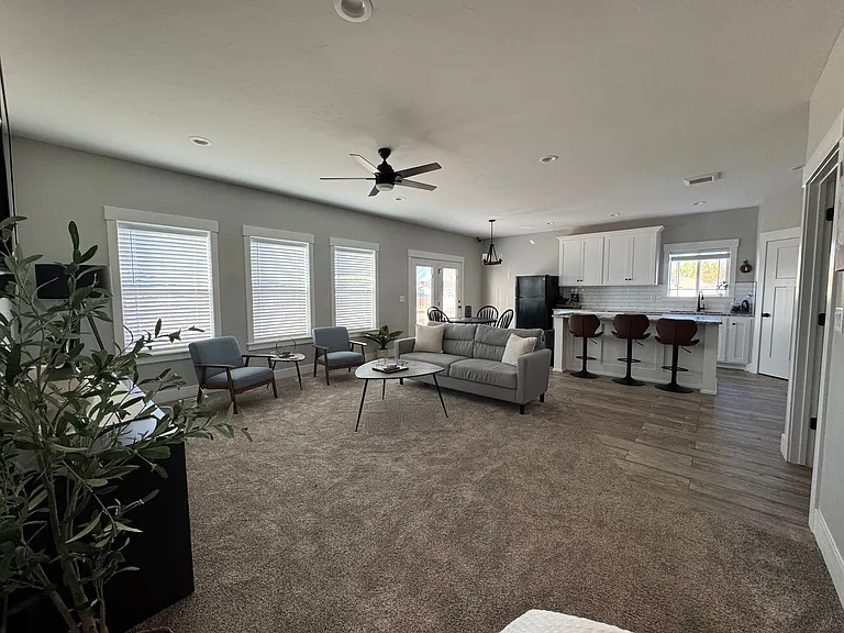 Deloy Dr — Photo 7