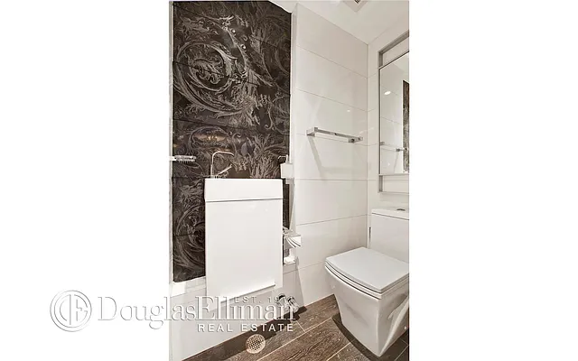 Rented by Douglas Elliman | media 25