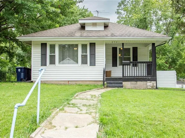 2301 E 81st St, Kansas City, MO 64132