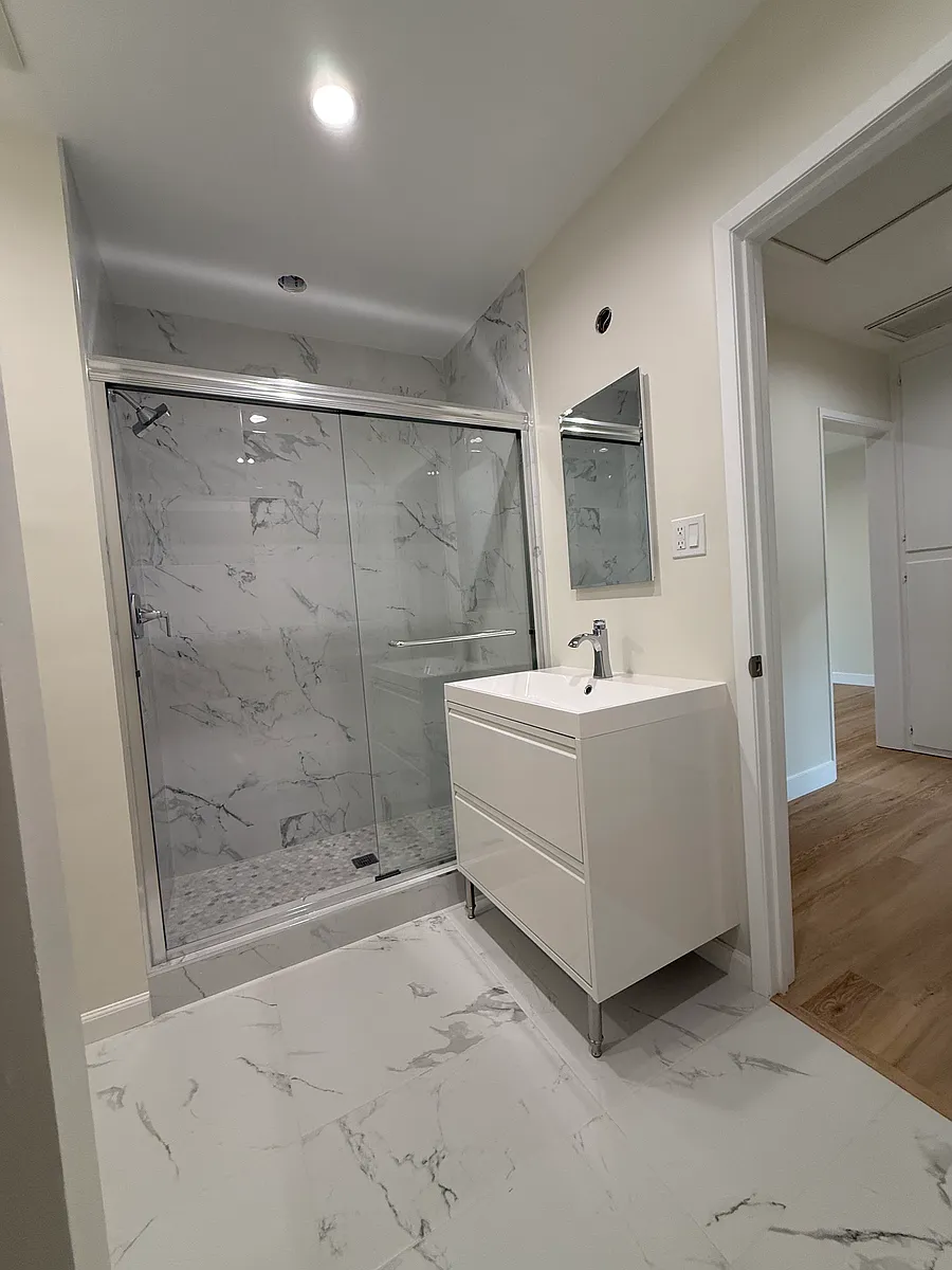 Building Photo - 4904 Tujunga Ave #6