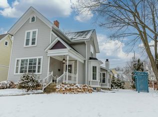 7414 W Garfield Ave, Wauwatosa, WI 53213