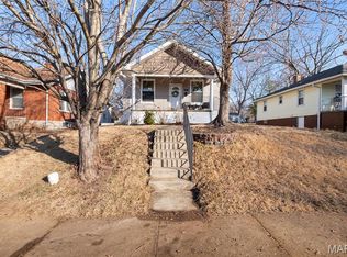 8925 Argyle Ave, Saint Louis, MO 63114