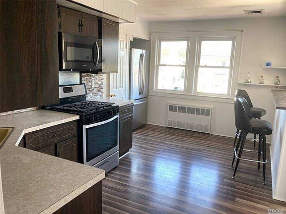 5th image of 319 Daub Ave APT 2