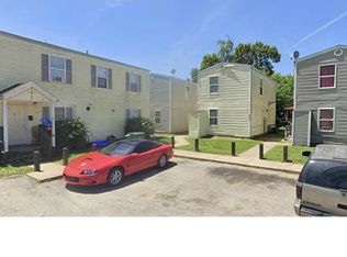 400 Cadbury Ct, Louisville, KY 40212
