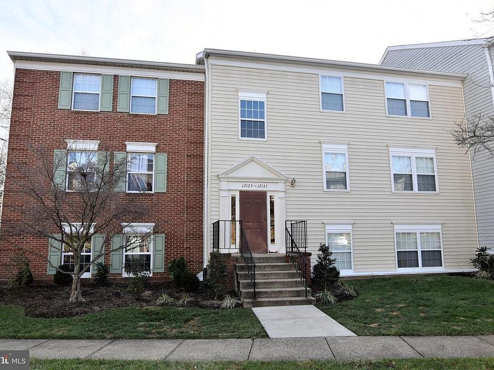 1st image of 12127 Chaucer Ln