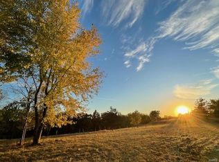 516 W Whiskey Creek Rd, Washington, MO 63090