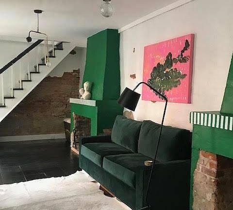3rd image of 909 Touro St #Guest