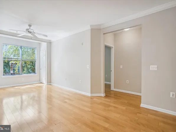 9480 Virginia Center Blvd Unit 119, Vienna, VA 22181