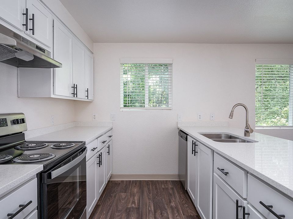 Main Street Village | Kitchen