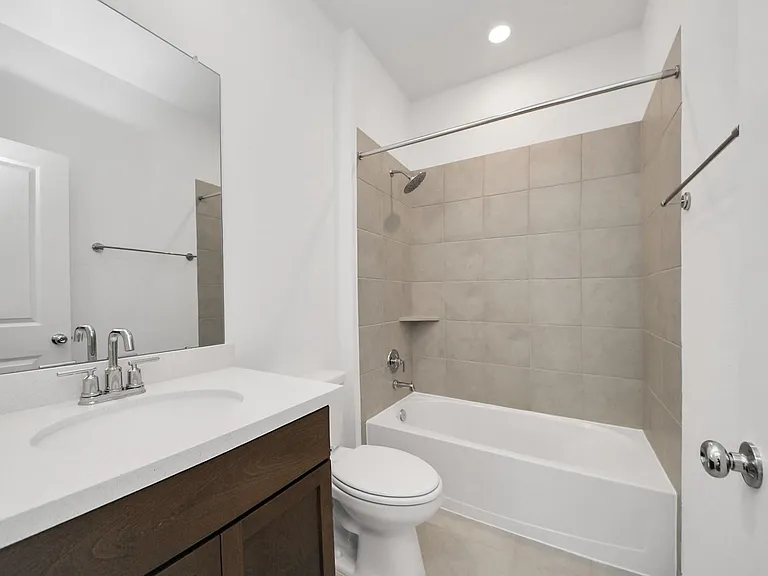 9026 Selwyn Pointe Way — Photo 16