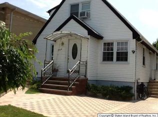 1164 Willowbrook Rd, Staten Island, NY 10314
