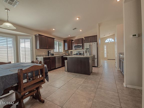 4th image of 1564 E Verado Dr