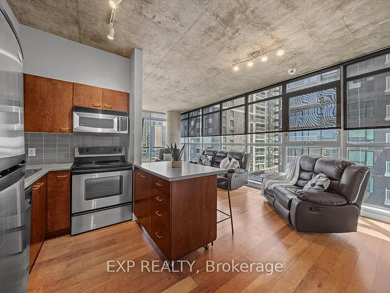 179 George St #603 — Photo 5