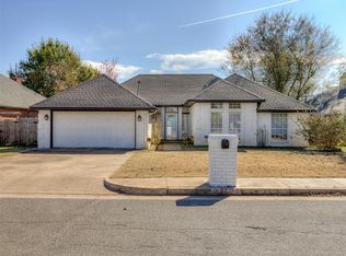 1412 Salem Ave, Edmond, OK 73003