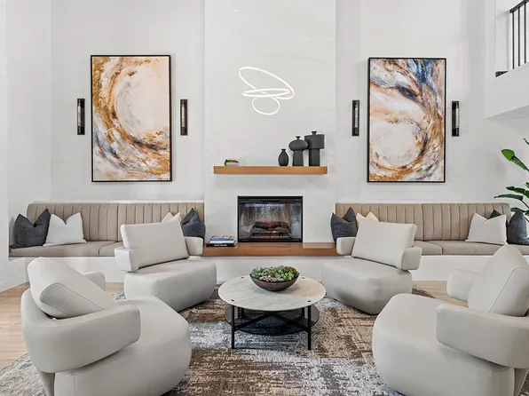 555 Barrington, 555 S Barrington Ave #2B-2Ba-1523Sqft, Los Angeles, CA 90049