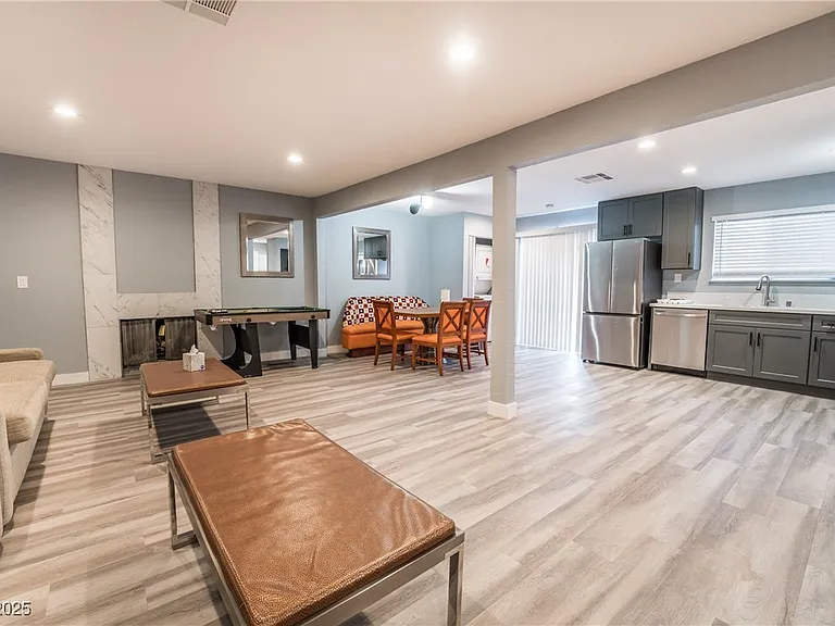 3955 Savoy Ct — Photo 14