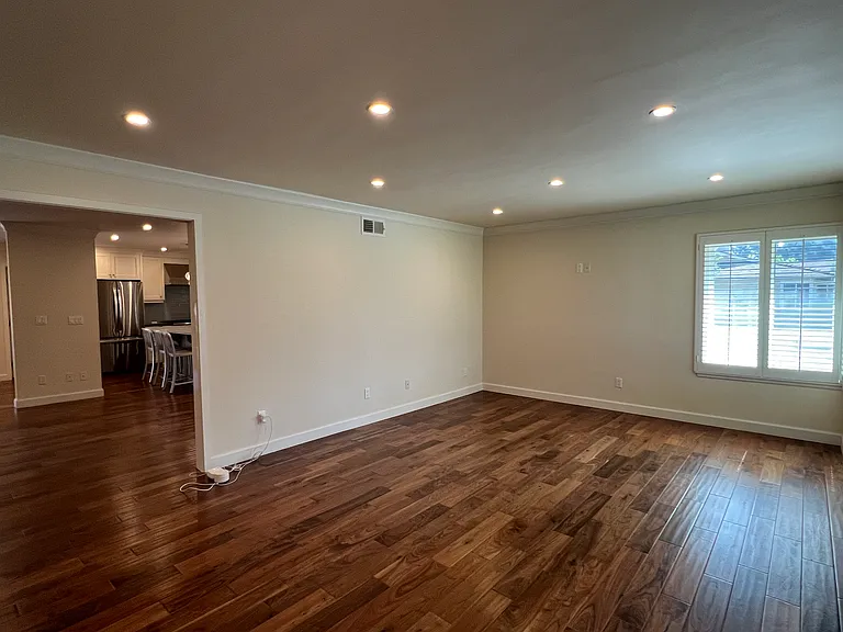 55 W Arthur Ave — Photo 10