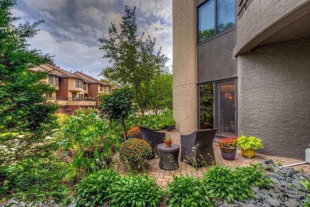 3141 Dean Ct, Minneapolis, MN 55416 | Zillow