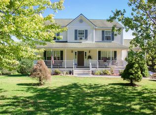 50 Gretna Rd, Pleasant Valley, NY 12569