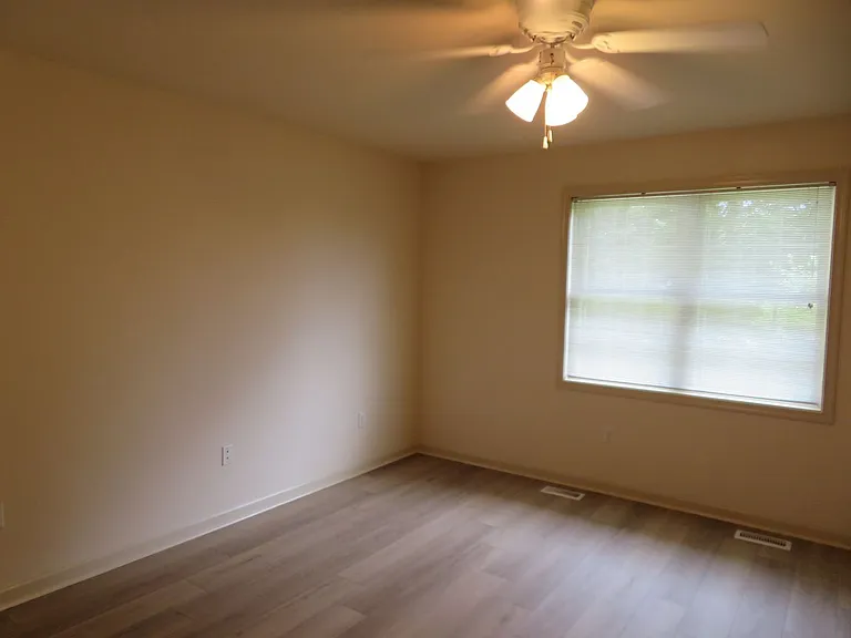 112 Shade Tree Ct — Photo 19