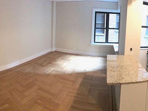 5th image of 330 E 71st St Ste 1H