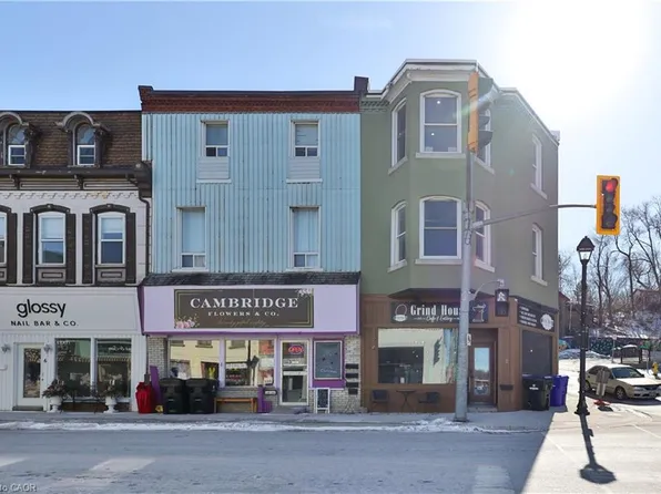 2 Queen St E, Cambridge, ON N3C 2A6
