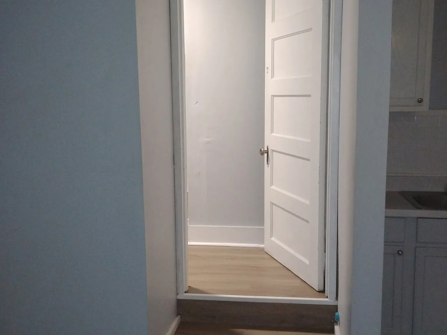 613 West Pine Street - 4 — Photo 3