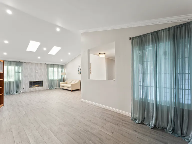 7007 Royer Ave — Photo 15