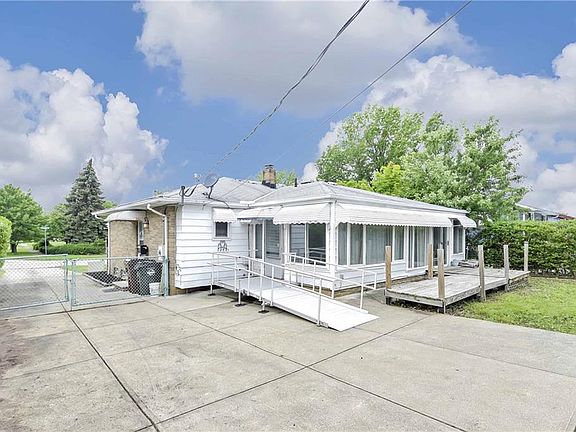 4th image of 5401 Dartmouth Dr