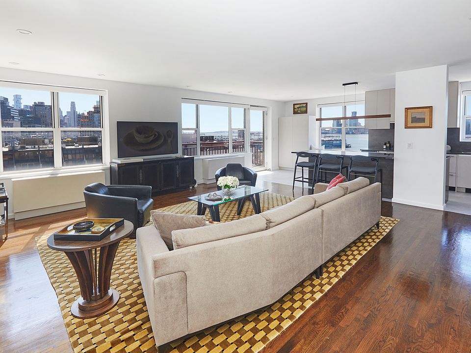 1st image of 296 W 10th St APT 10