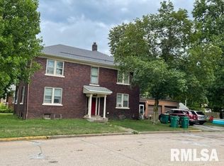 345 W Murray St, Macomb, IL 61455